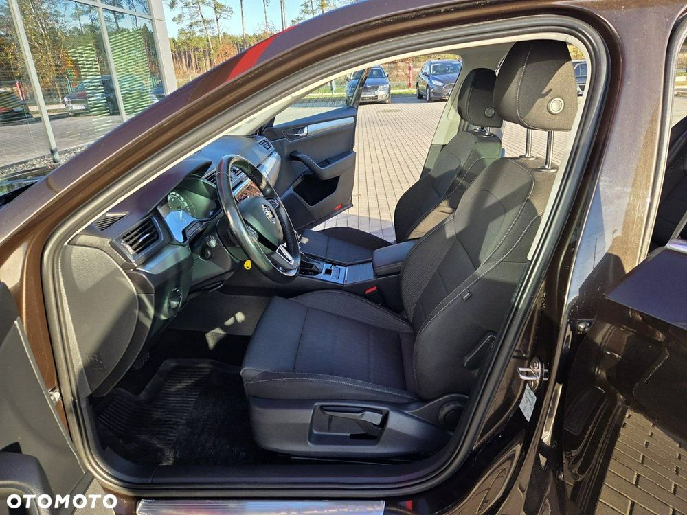 Skoda Superb 2.0 TDI DSG Ambition - 12