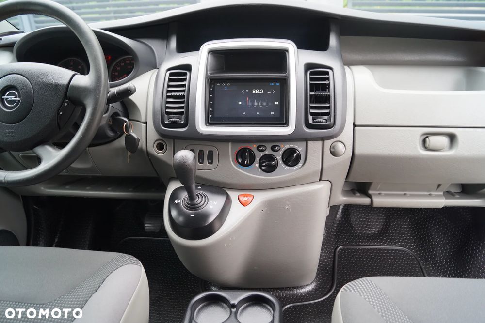 Opel Vivaro - 40