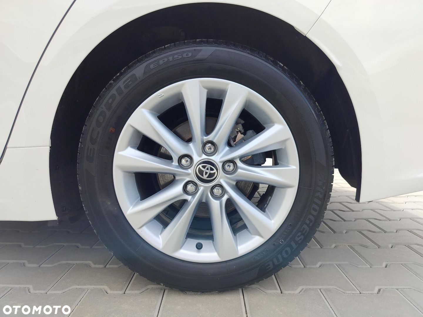 Toyota Corolla - 23