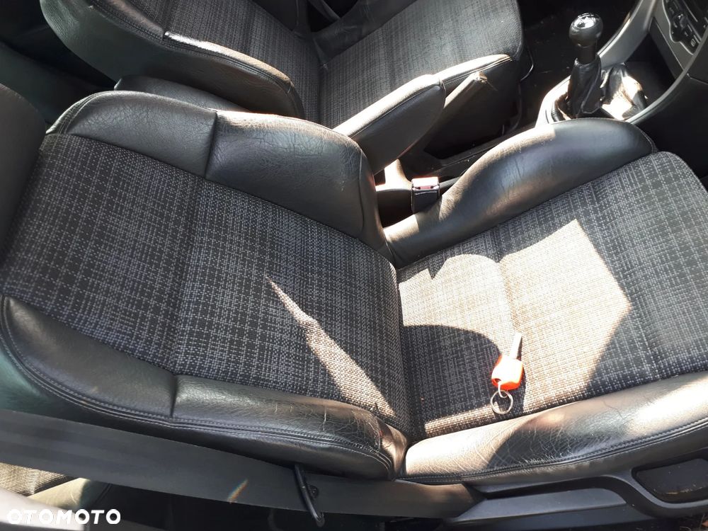 PEUGEOT 307 01-05 LAMPA PRZÓD PRZEDNIA PRAWA LEWA - 18