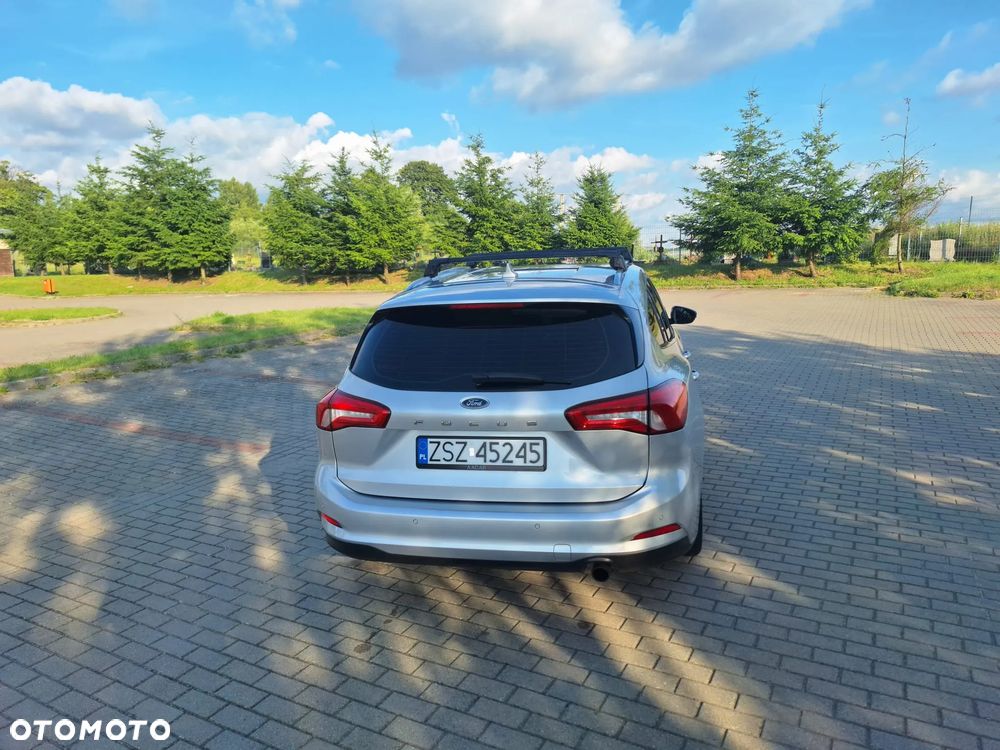 Ford Focus - 27