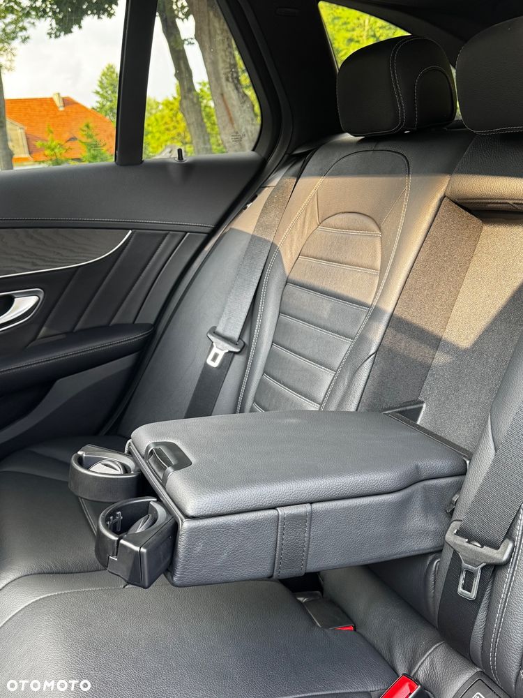 Mercedes-Benz Klasa C 220 CDI DPF Automatik Avantgarde - 29