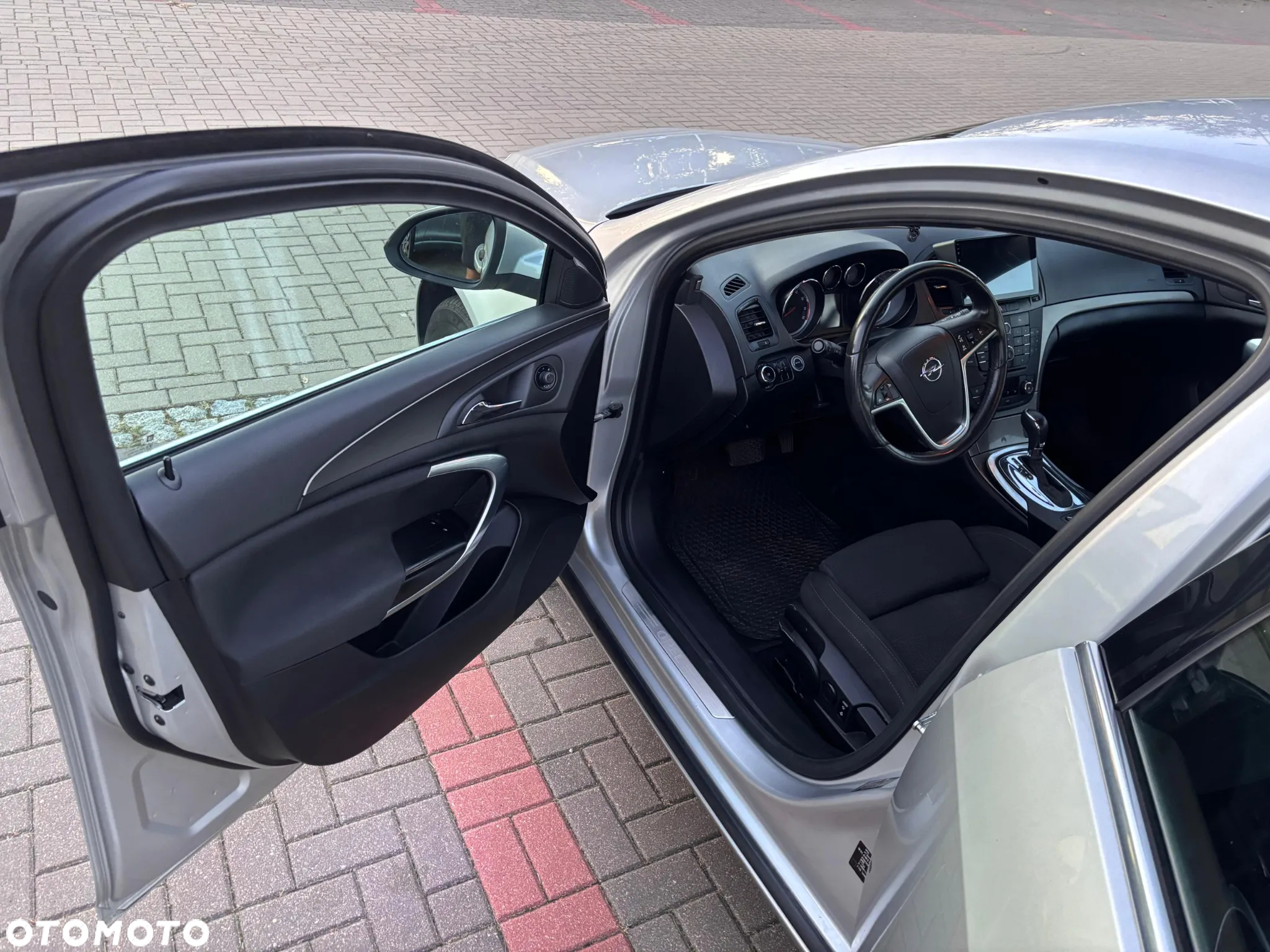 Opel Insignia 2.0 Turbo Edition - 10