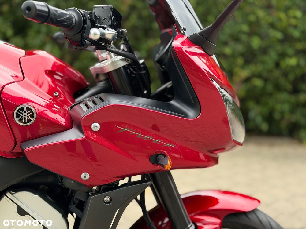 Yamaha FZ - 21