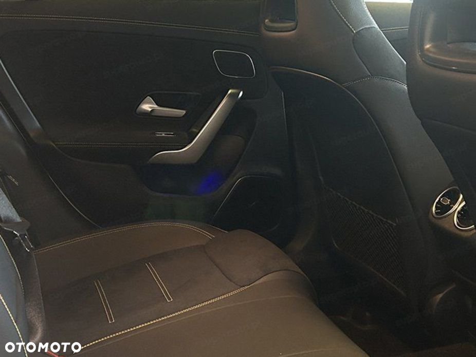 Mercedes-Benz CLA AMG 45 S 4-Matic 8G-DCT - 15