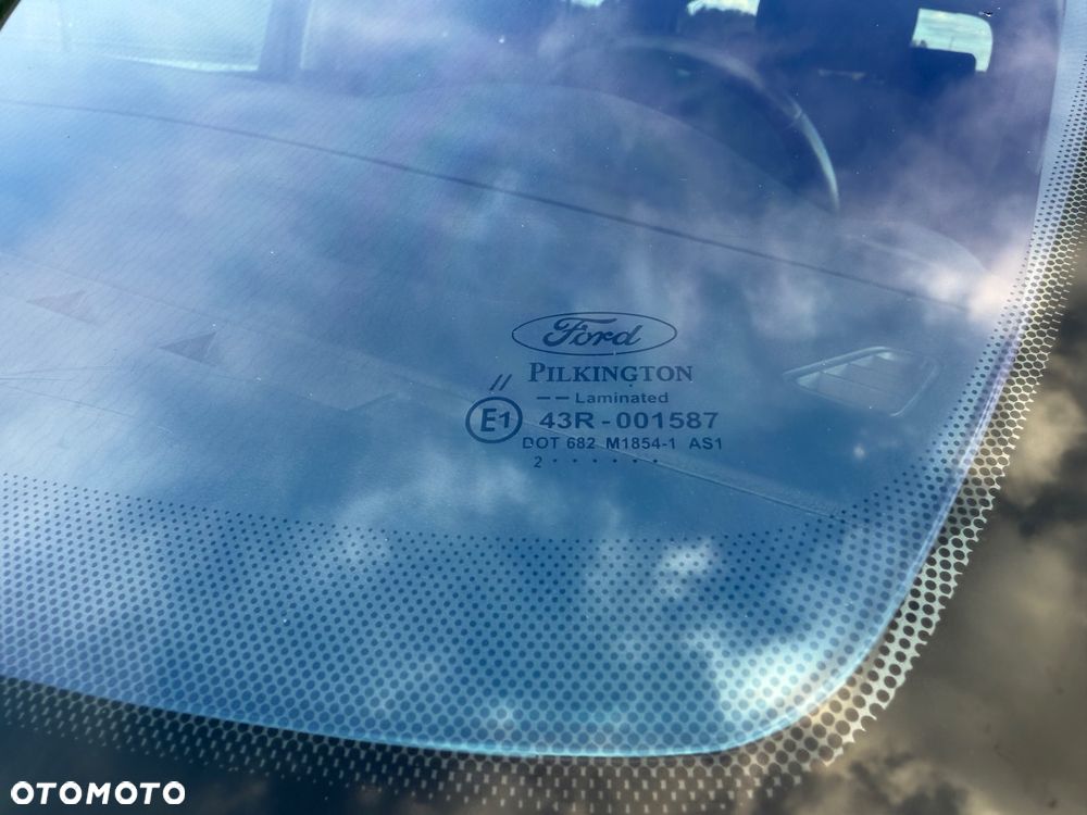 Ford S-Max 2.0 T Titanium - 38