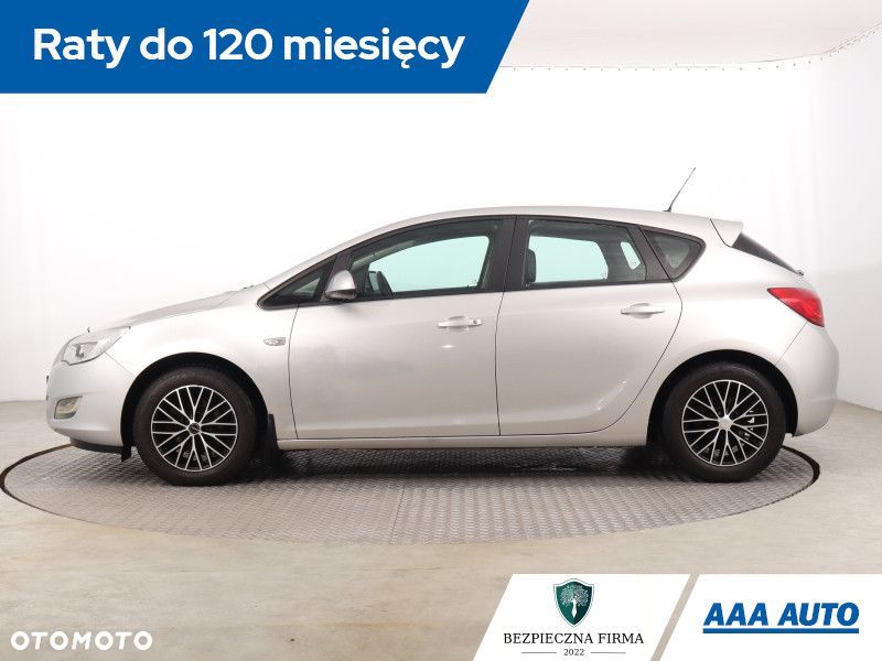 Opel Astra - 4