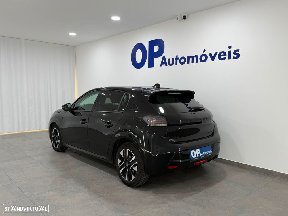 Peugeot 208 1.2 PureTech Allure EAT8 - 4