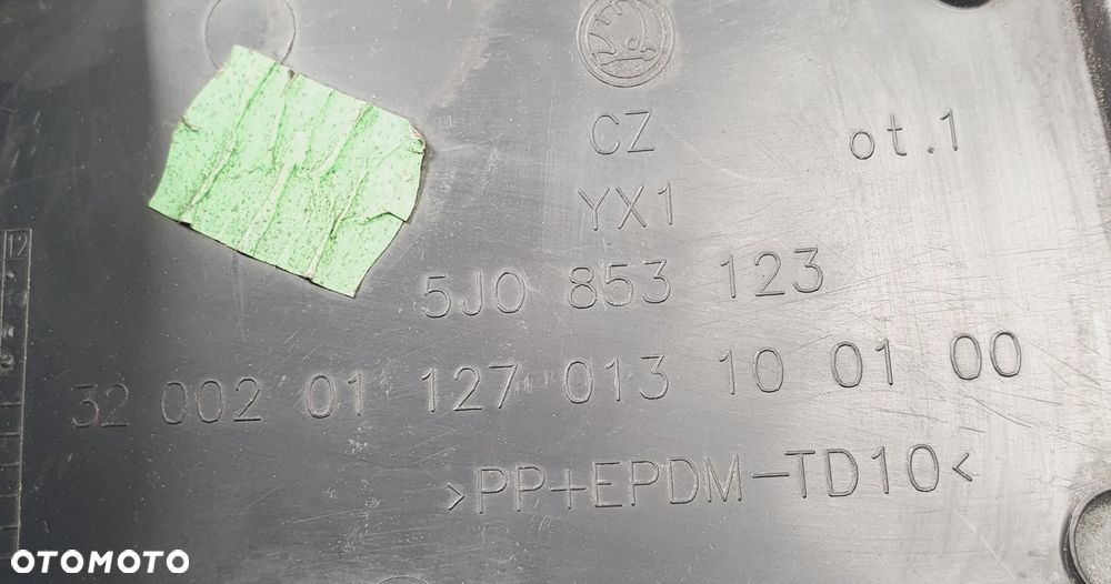 ZAŚLEPKA OSŁONA GRILLA SKODA FABIA II ROOMSTER - 3