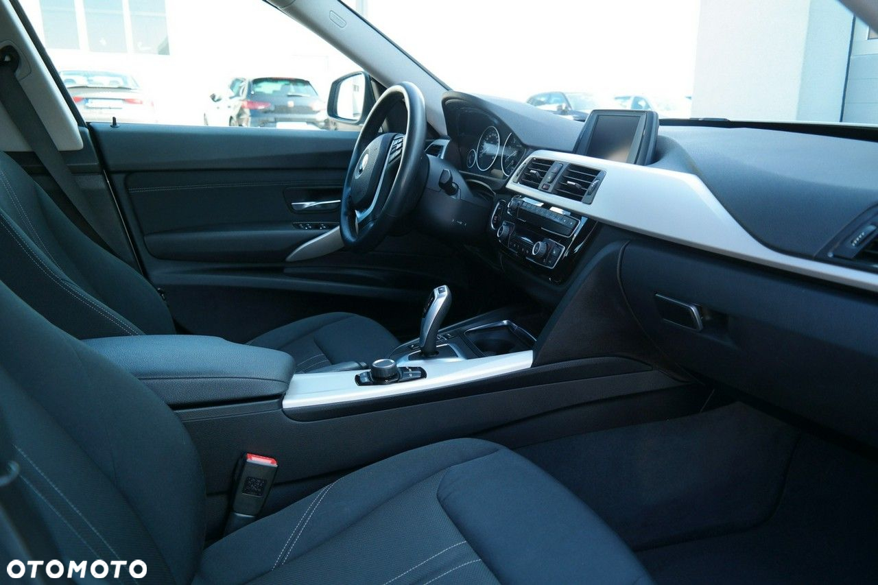BMW 3GT - 11