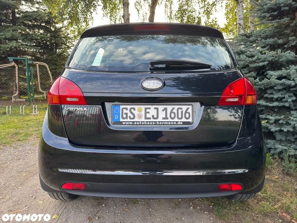 Kia Venga - 19
