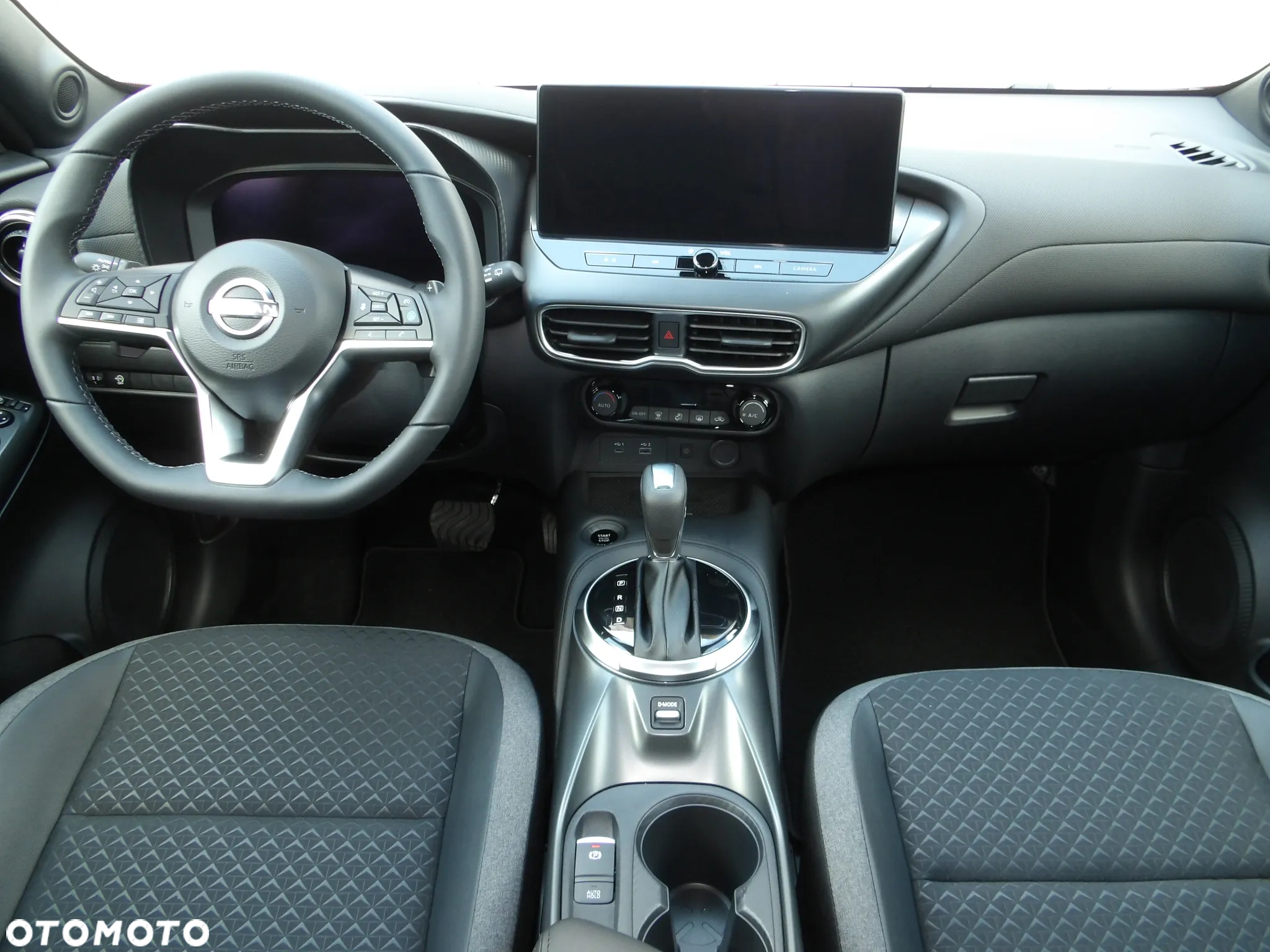 Nissan Juke 1.0 DIG-T N-Connecta DCT - 18