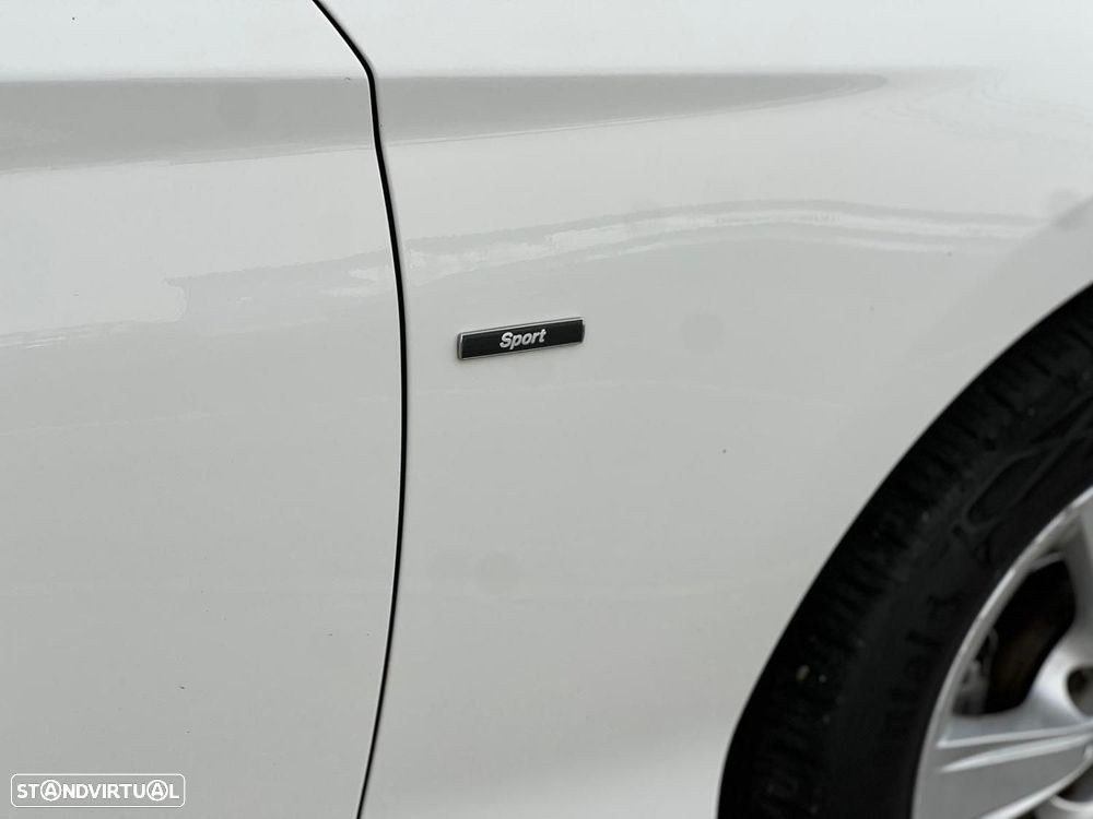 BMW 114 d Line Sport - 2