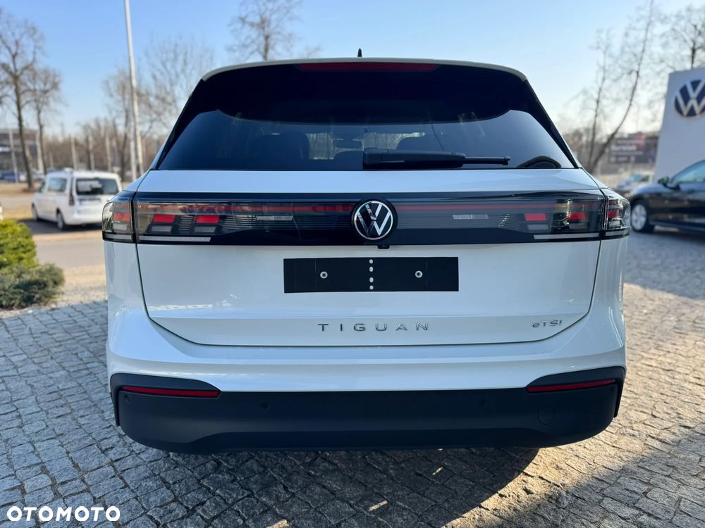 Volkswagen Tiguan 1.5 eTSI Life DSG - 9
