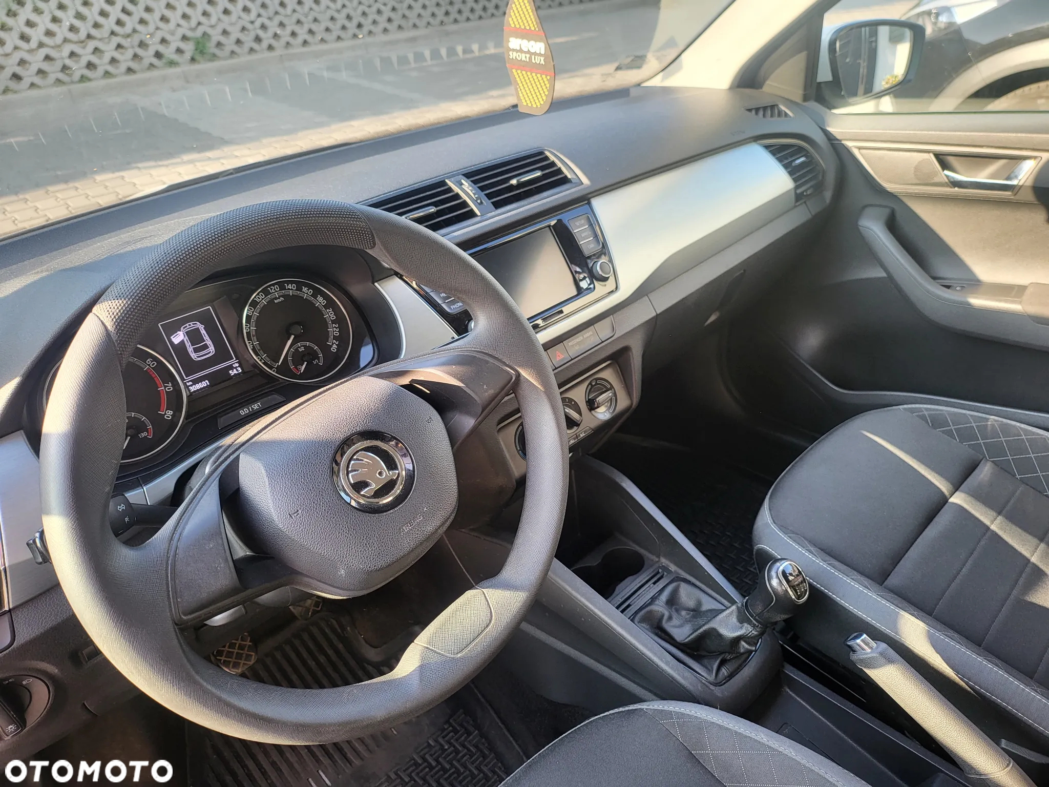 Skoda Fabia 1.0 Active - 13