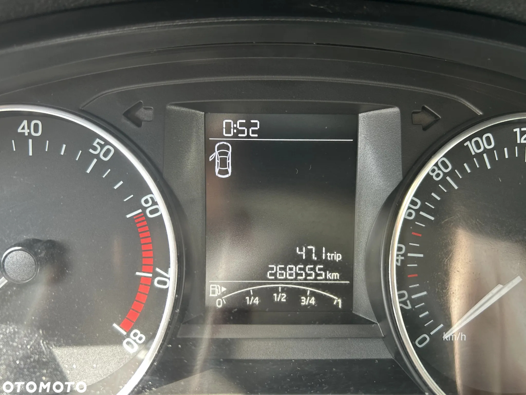 Skoda RAPID 1.2 TSI Ambition - 16