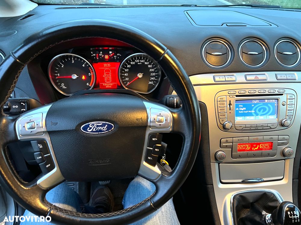 Ford S-Max 2.0 TDCi Trend - 14