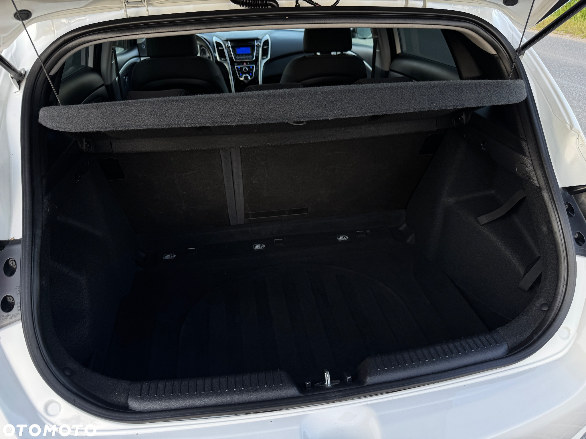 Hyundai i30 1.4 Trend - 16