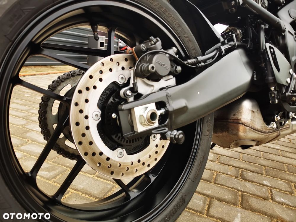 Yamaha XSR - 20