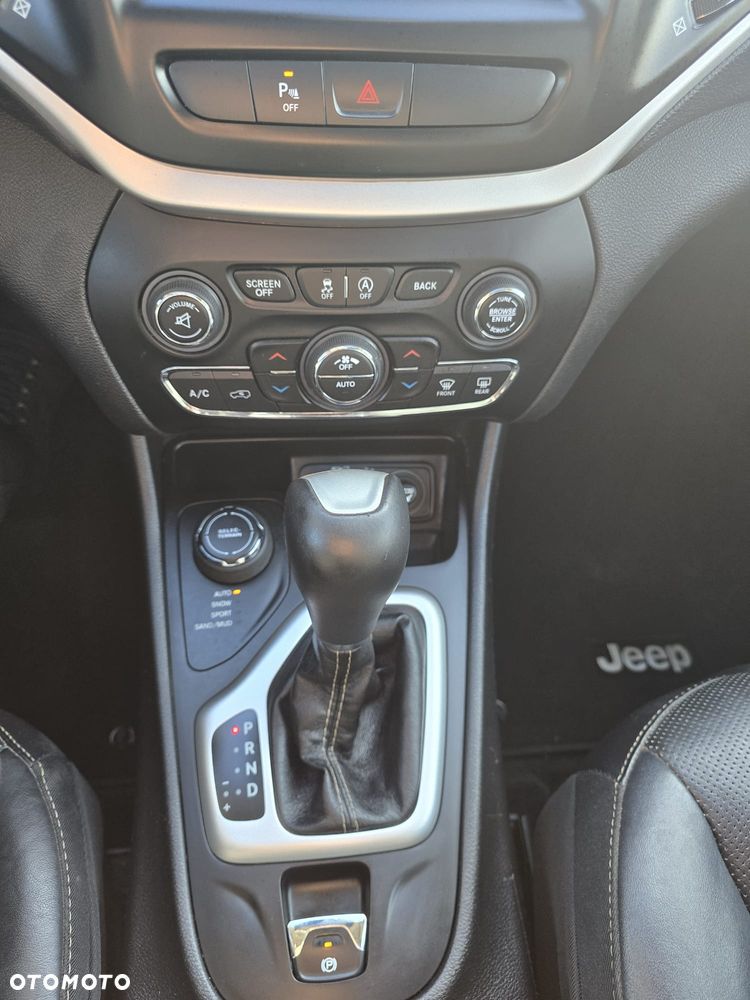 Jeep Cherokee 2.2 Multijet Active Drive I Automatik Overland - 32