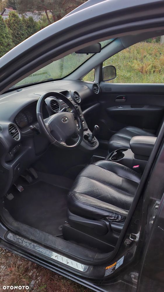 Kia Carens 2.0 EX - 6