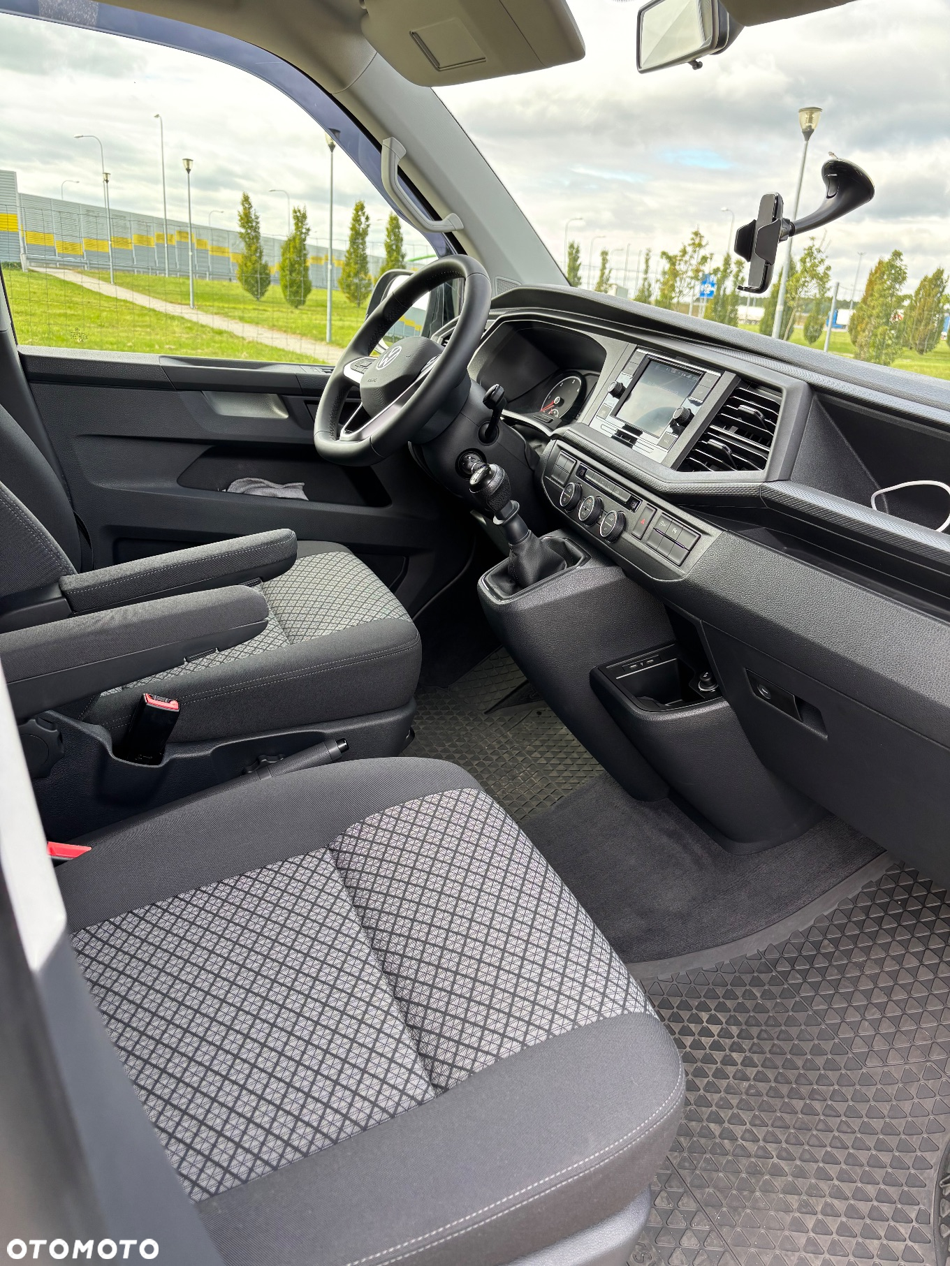 Volkswagen Multivan 6.1 2.0 TDI L1 Comfortline - 12