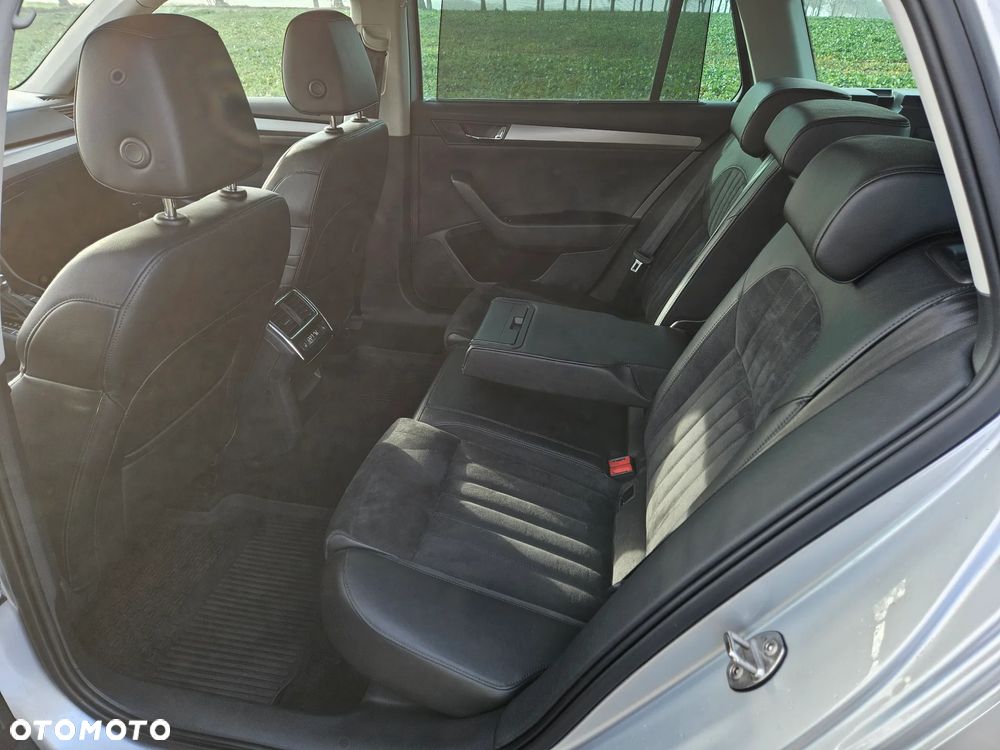 Skoda Superb 2.0 TDI 4x4 DSG Style - 6