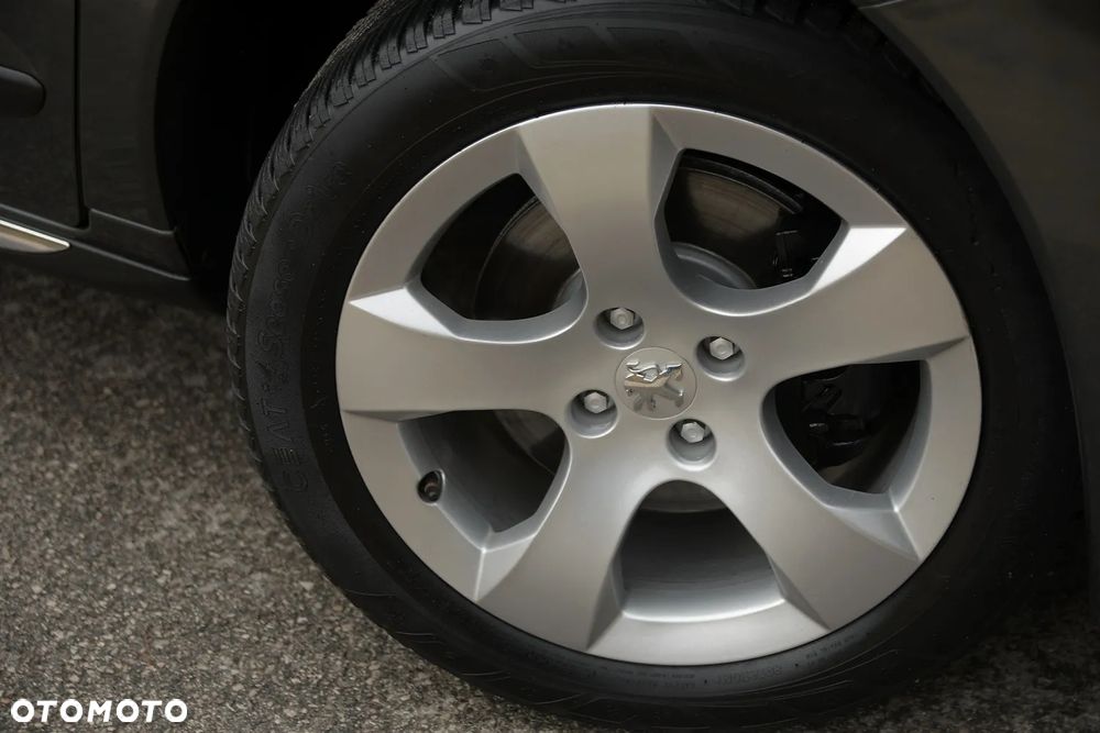 Peugeot 3008 ver-1-6-2wd-trend - 16