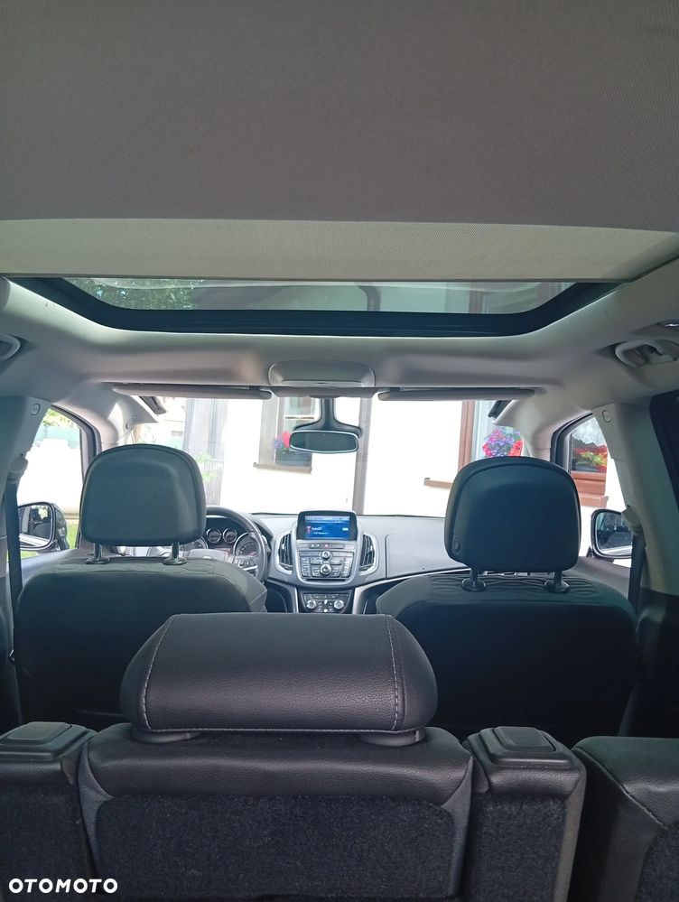 Opel Zafira 2013 photo 4