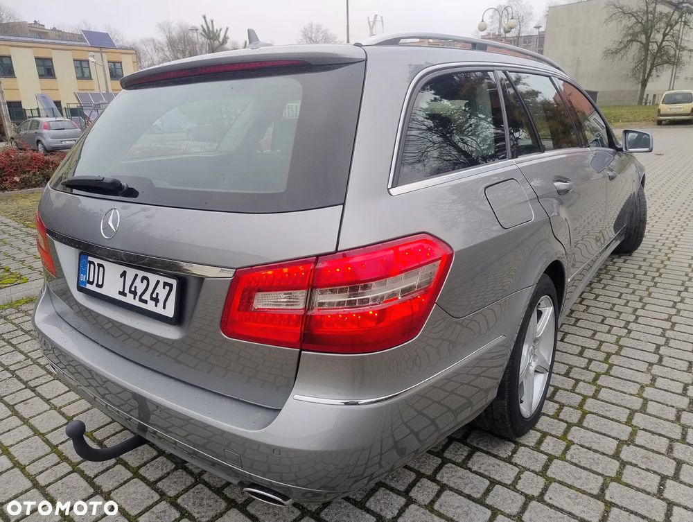 Mercedes-Benz Klasa E 350 CDI DPF BlueEFFICIENCY 7G-TRONIC Avantgarde - 3
