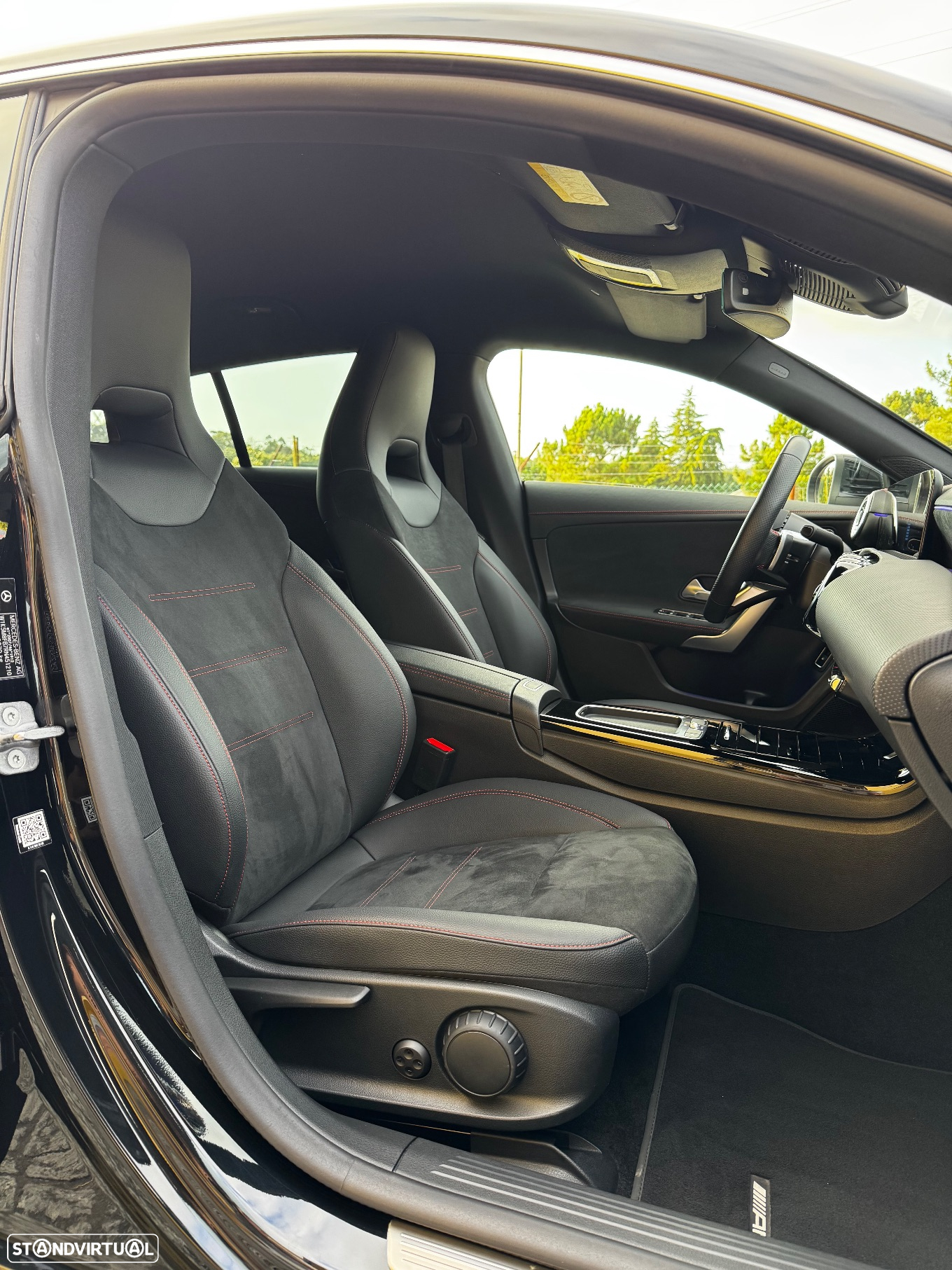 Mercedes-Benz CLA 250 e Shooting Brake AMG Line - 33