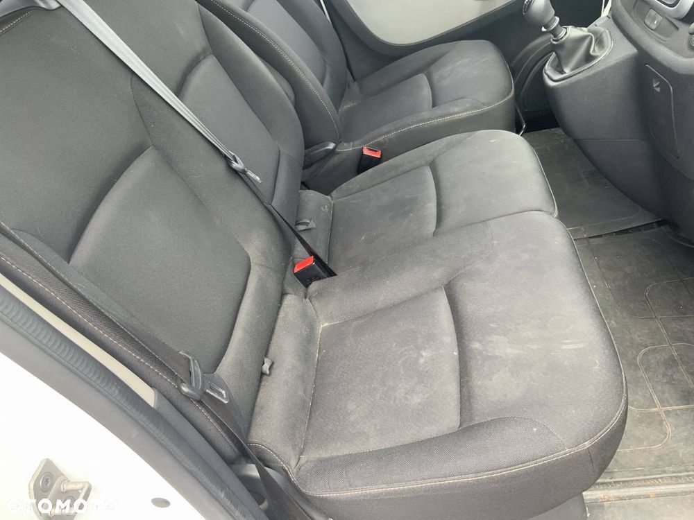 Renault Trafic - 11