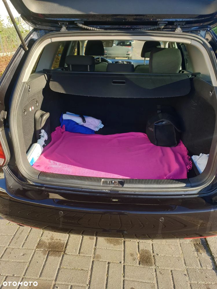 Volkswagen Golf 1.6 TDI DPF Trendline - 10
