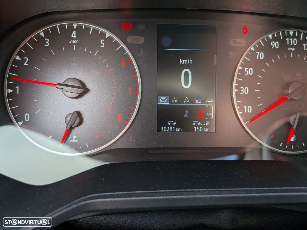 Renault Clio TCe 90 BUSINESS EDITION - 28