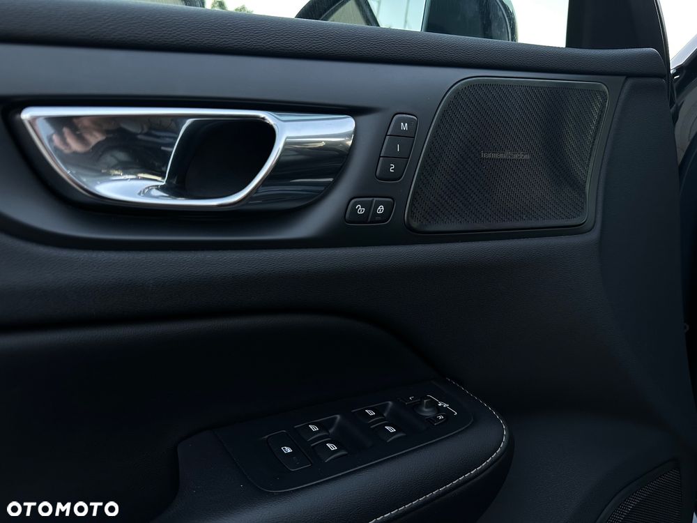 Volvo V60 D4 Inscription - 21
