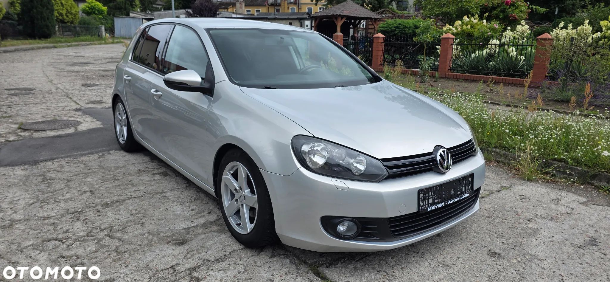 Volkswagen Golf 1.6 Comfortline - 1
