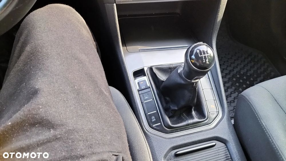 Volkswagen Golf Sportsvan VII SV 1.6 TDI BMT Comfortline - 17