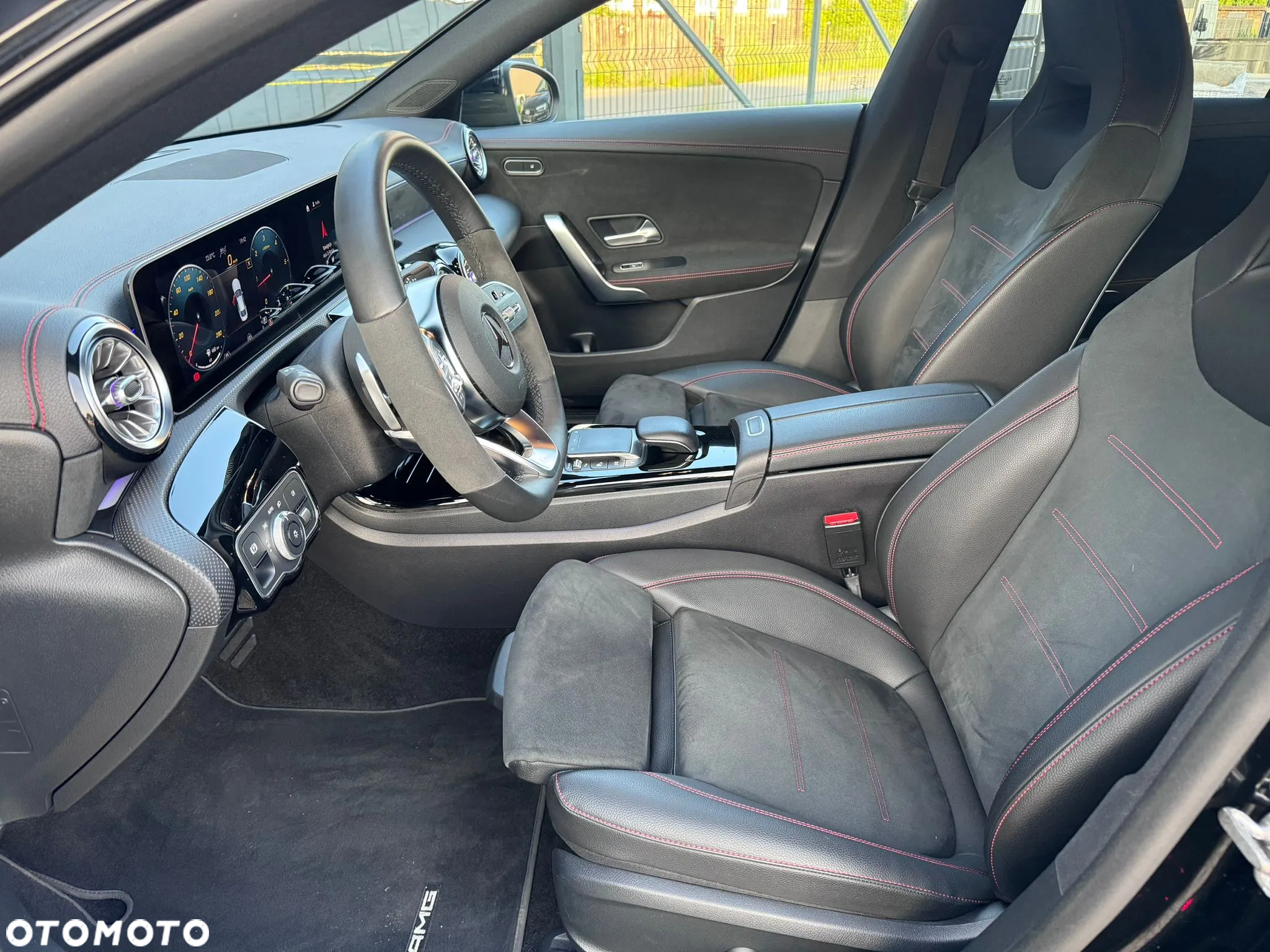 Mercedes-Benz CLA 220 d AMG Line 8G-DCT - 15