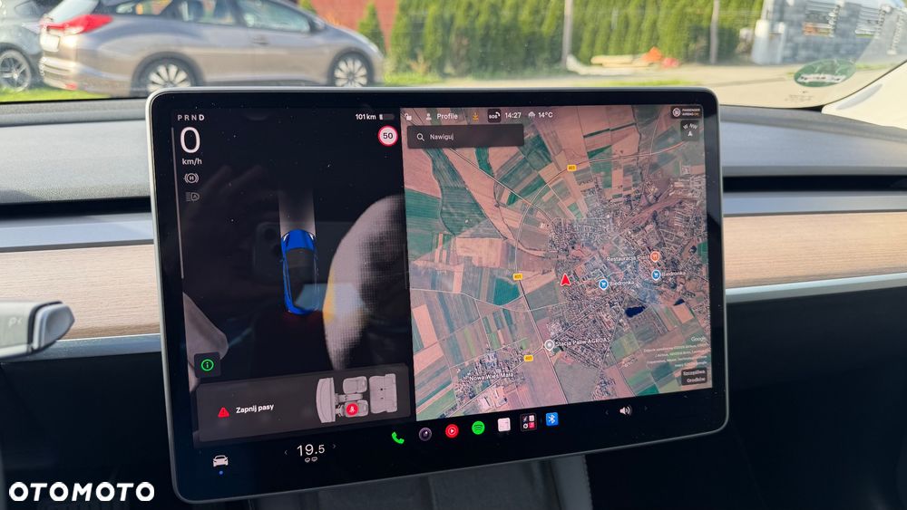 Tesla Model 3 Long Range RWD Premium - 21