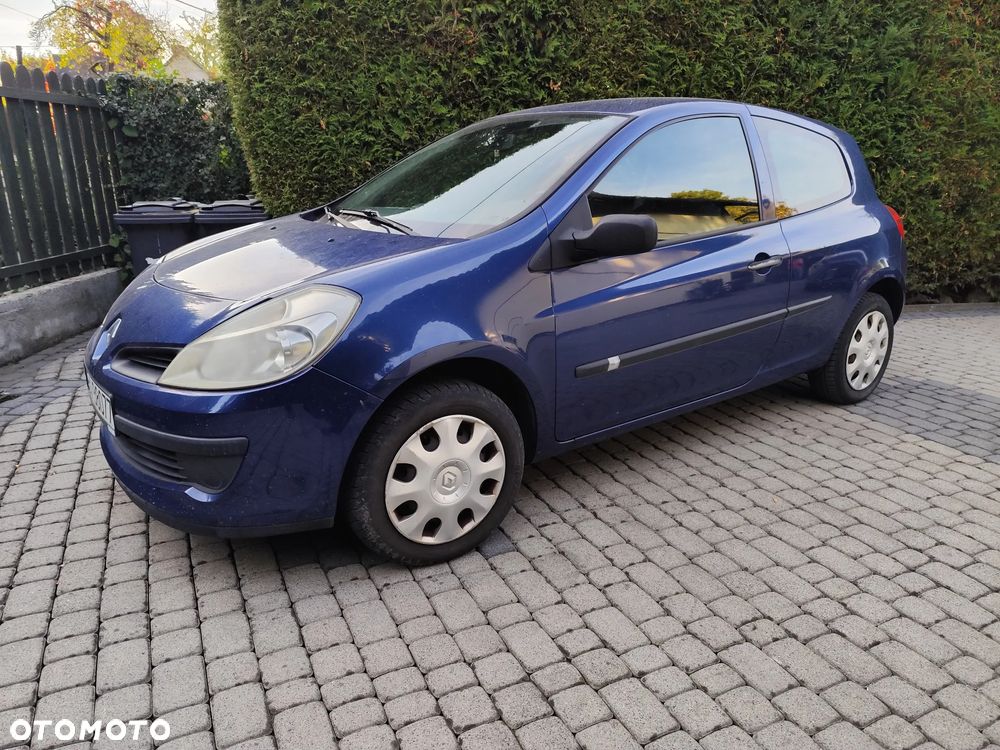 Renault Clio 2008 photo 4