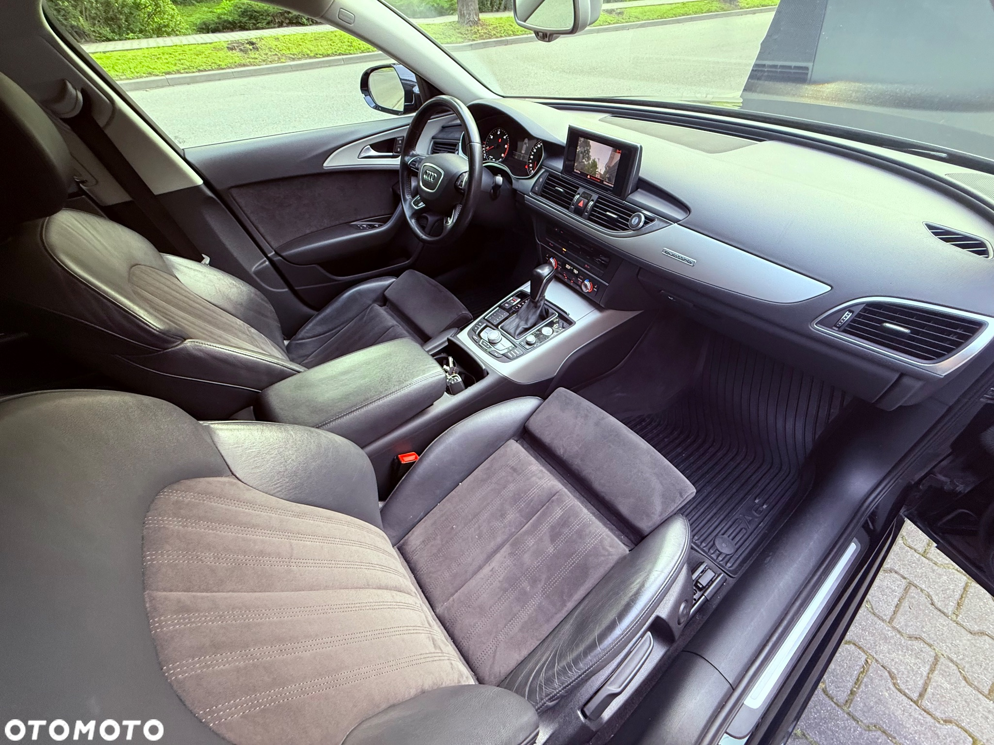 Audi A6 Avant 3.0 TDI quattro S tronic - 13