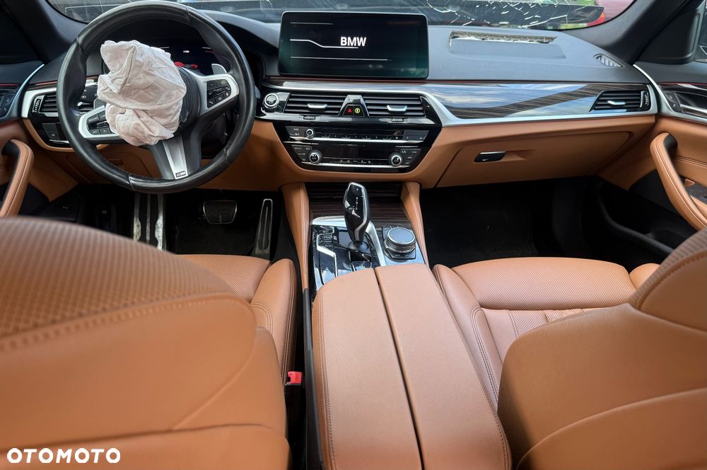 BMW Seria 5 520d MHEV M Sport sport - 10