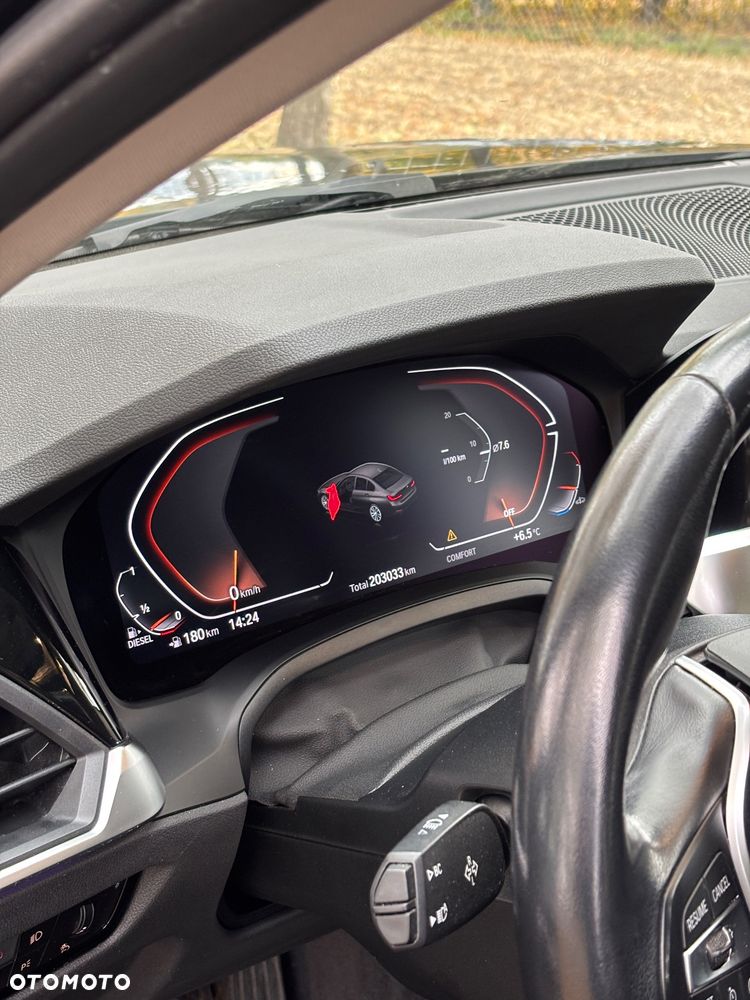 BMW Seria 3 320d xDrive Sport Line sport - 10