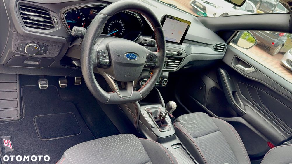 Ford Focus 1.5 EcoBoost STart-Stopp-System ST-LINE - 9