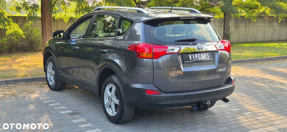 Toyota RAV4 2.0 D-4D Premium - 16