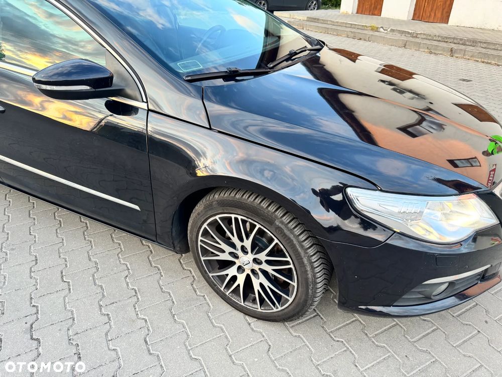 Volkswagen Passat CC - 8