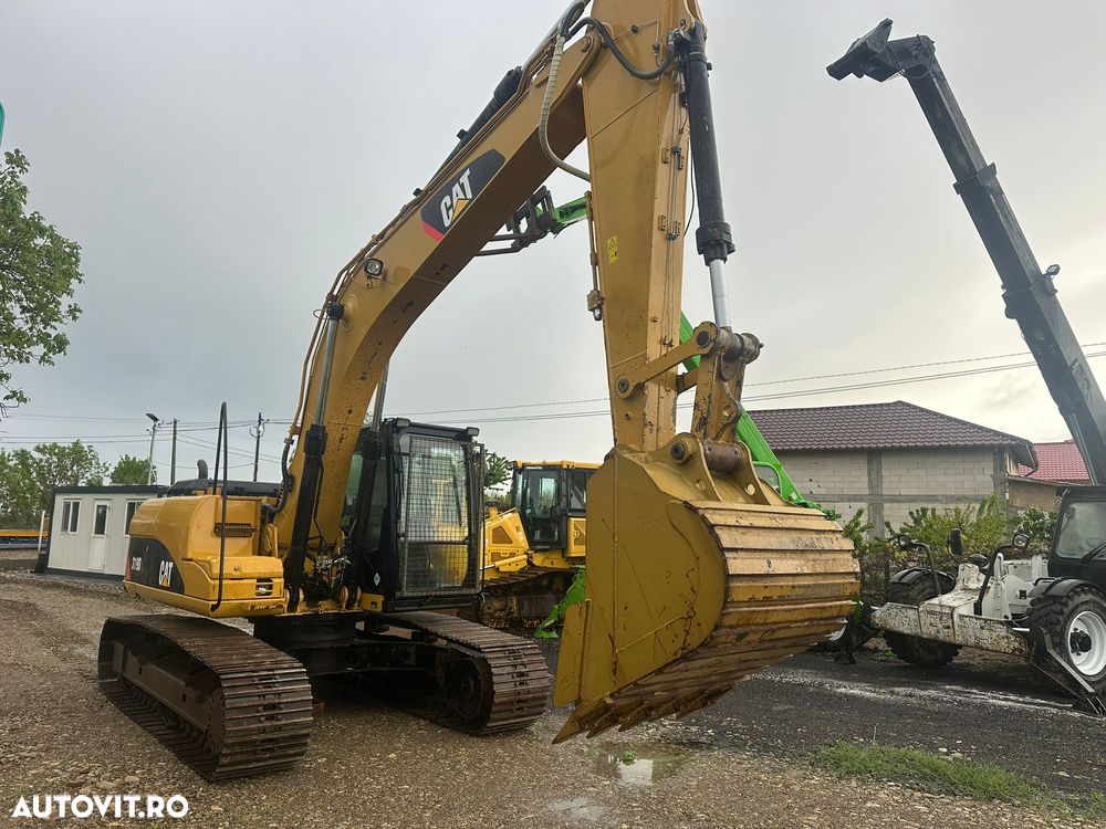 Caterpillar 438C - 3