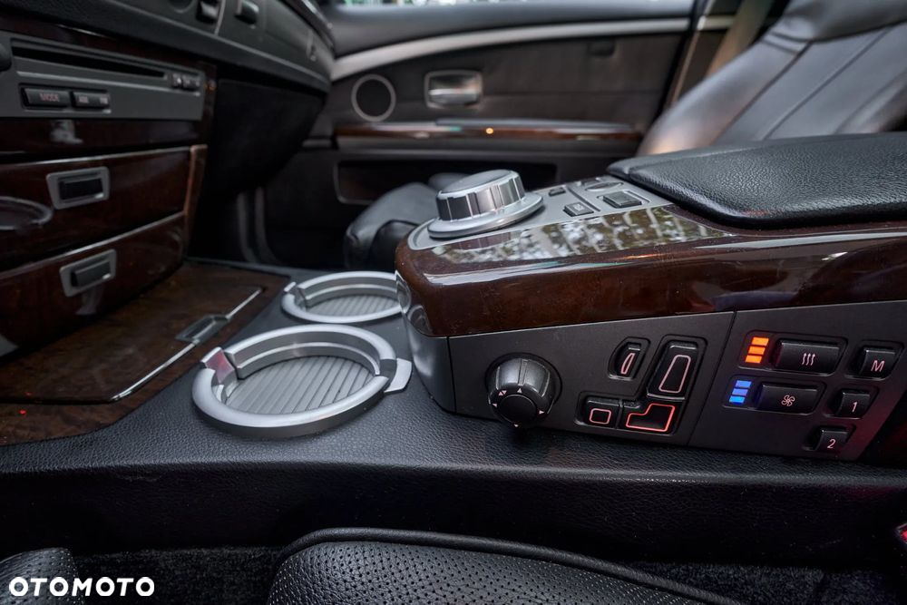 BMW Seria 7 730d - 17