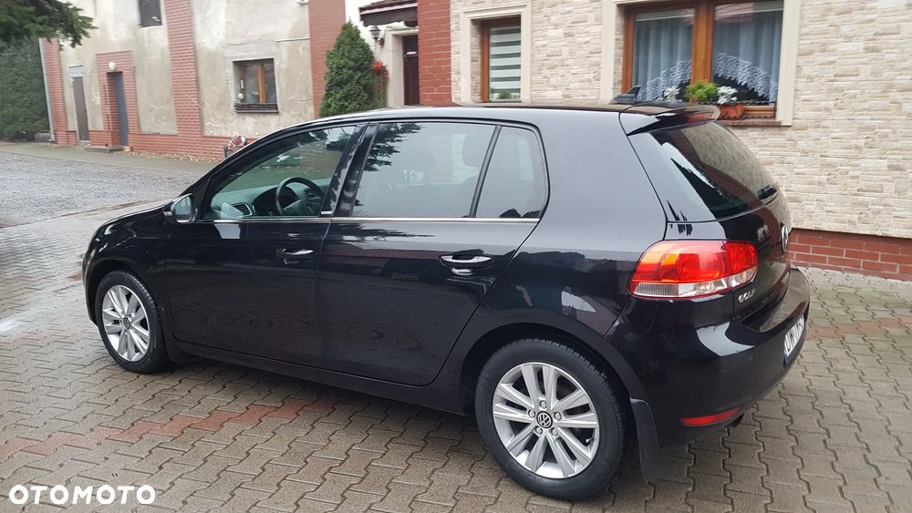 Volkswagen Golf 1.6 TDI Highline - 12