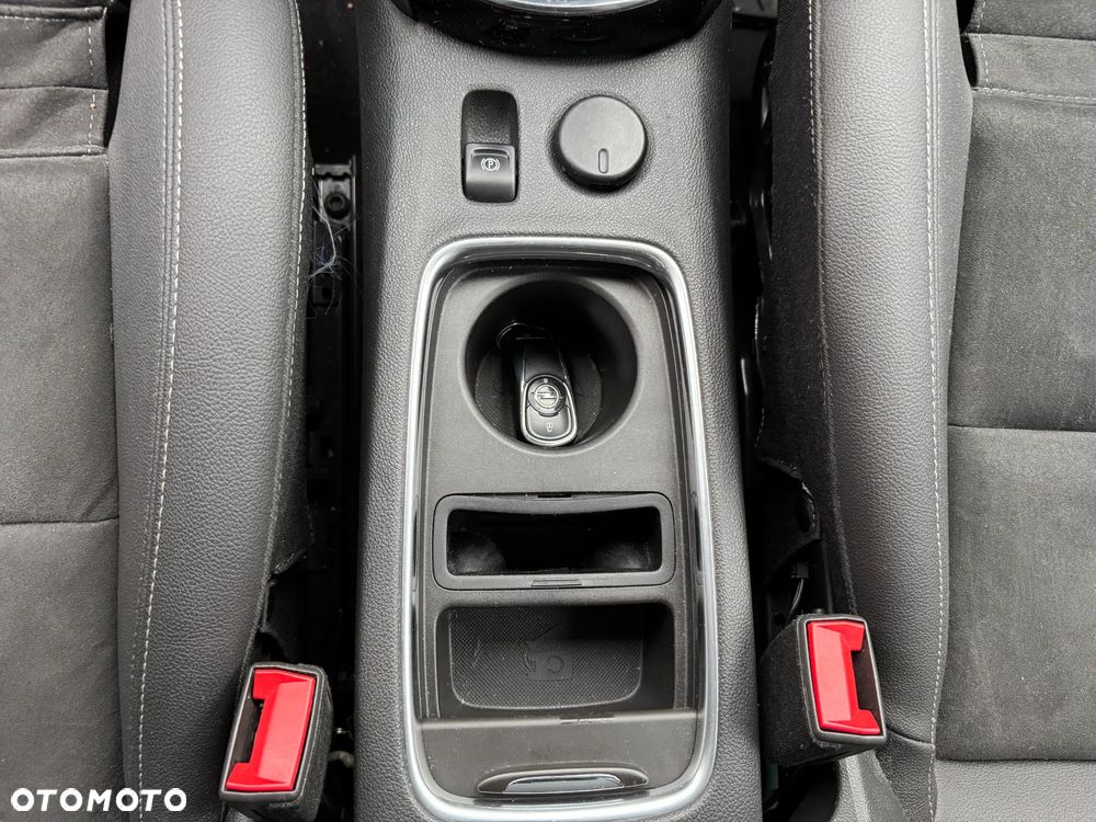 Opel Astra 1.2 Turbo Start/Stop Ultimate - 24